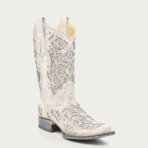 Embroidered White Cowboy Boots